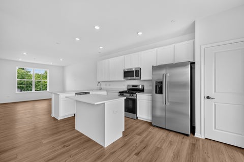 Tiny photo for 168 E Berkshire Drive, Crystal Lake, IL 60014 (MLS # 12599655)