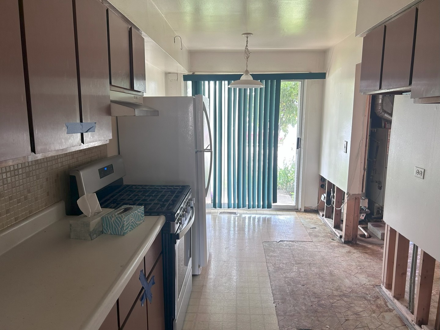 633 Dulles Road A