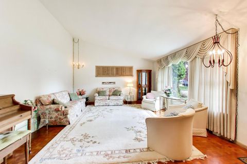 Tiny photo for 1430 Granville Avenue, Park Ridge, IL 60068 (MLS # 12635186)