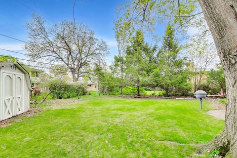 Tiny photo for 1430 Granville Avenue, Park Ridge, IL 60068 (MLS # 12635186)