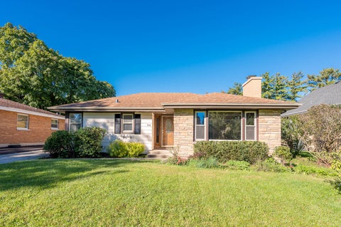 Photo of 714 S Villa Avenue, Villa Park, IL 60181 (MLS # 12772744)