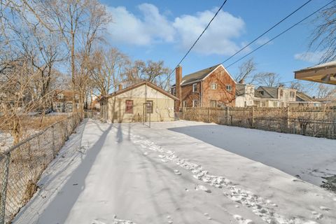 A home in Dolton
