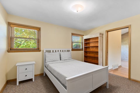 Tiny photo for 10621 Laramie Avenue, Oak Lawn, IL 60453 (MLS # 12759304)
