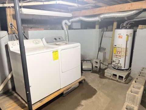 Tiny photo for 820 S 10th St Street, Herrin, IL 62948 (MLS # EB460592)