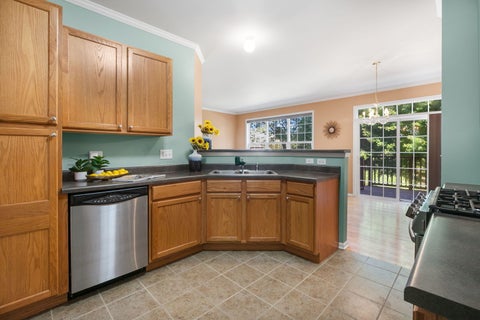 Tiny photo for 1319 W Crane View Court, Round Lake, IL 60073 (MLS # 12769907)
