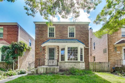 2637 W Catalpa Avenue Chicago IL 60625