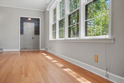 Tiny photo for 208 W Florida Avenue, Urbana, IL 61801 (MLS # 12671047)
