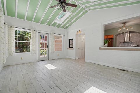 Tiny photo for 208 W Florida Avenue, Urbana, IL 61801 (MLS # 12671047)