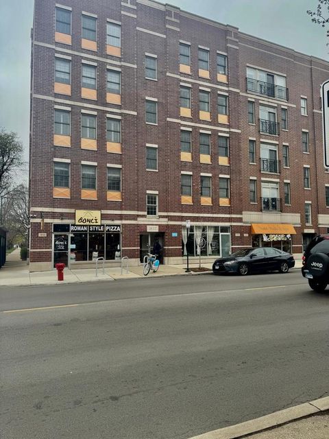 1857 W Diversey Parkway 201 Chicago IL 60614