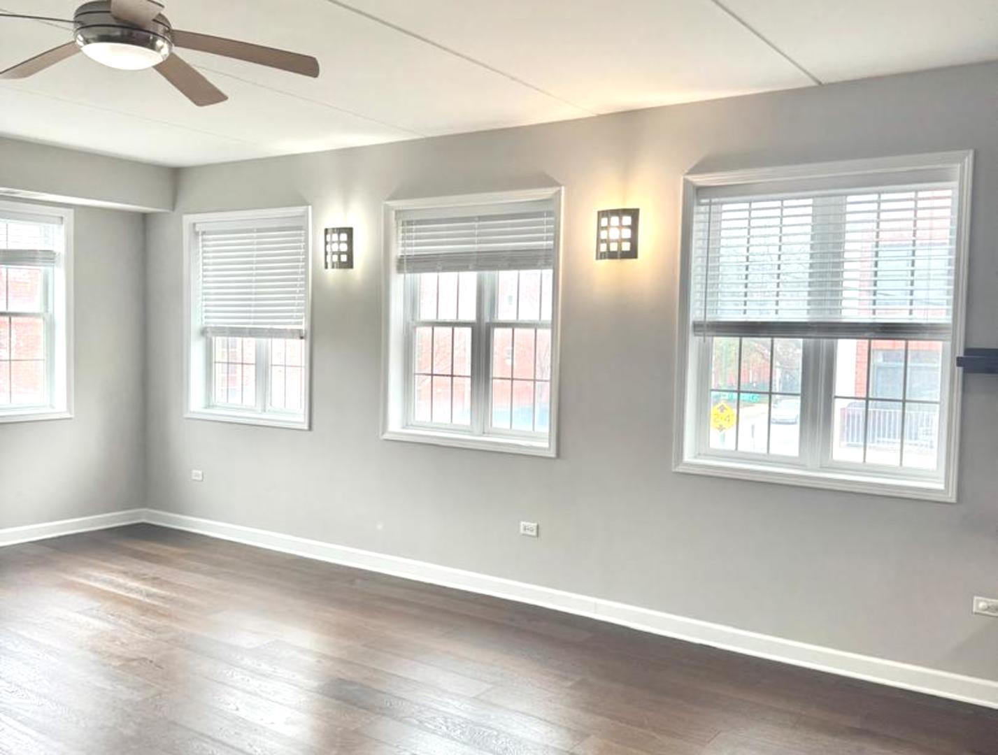 1857 W Diversey Parkway 201