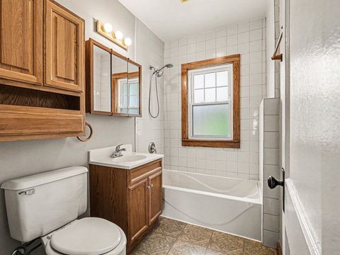 Tiny photo for 1094 Walter Avenue, Des Plaines, IL 60016 (MLS # 12656822)
