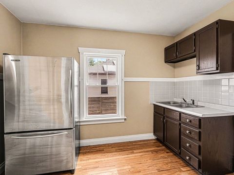 Tiny photo for 1094 Walter Avenue, Des Plaines, IL 60016 (MLS # 12656822)