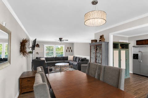 Tiny photo for 419 DEERPATH Drive, Lindenhurst, IL 60046 (MLS # 12723861)