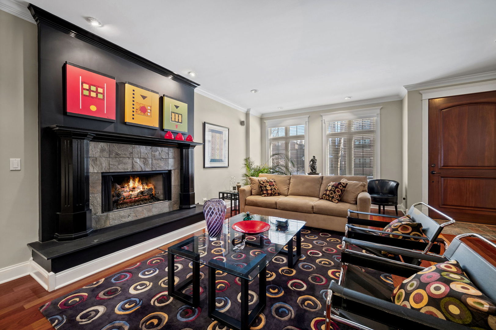 5118 N WINCHESTER Avenue