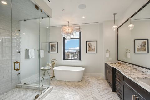 Tiny photo for 1109 W WASHINGTON Boulevard #8A, Chicago, IL 60607 (MLS # 12519158)