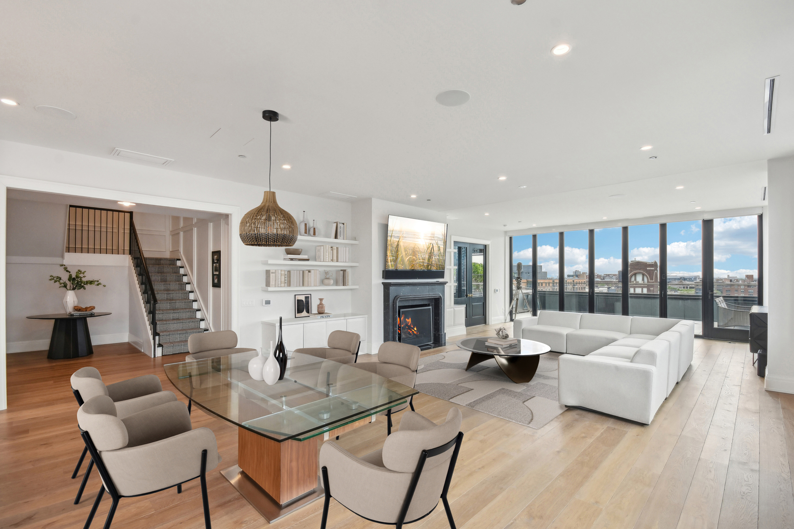 1109 W WASHINGTON Boulevard 8A