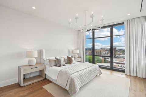 Tiny photo for 1109 W WASHINGTON Boulevard #8A, Chicago, IL 60607 (MLS # 12519158)