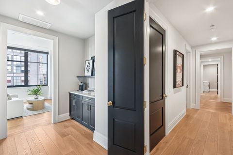 Tiny photo for 1109 W WASHINGTON Boulevard #8A, Chicago, IL 60607 (MLS # 12519158)