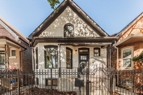 2644 W Wellington Avenue Chicago IL 60618
