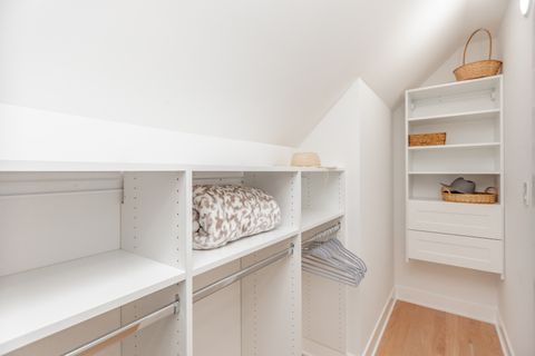 Tiny photo for 2644 W Wellington Avenue, Chicago, IL 60618 (MLS # 12501030)