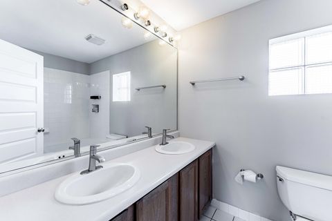 Tiny photo for 1200 S Federal Street #C, Chicago, IL 60605 (MLS # 12618600)