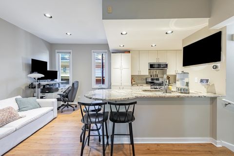 Tiny photo for 1200 S Federal Street #C, Chicago, IL 60605 (MLS # 12618600)