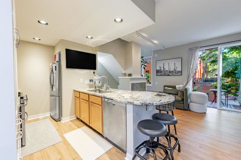 Tiny photo for 1200 S Federal Street #C, Chicago, IL 60605 (MLS # 12618600)