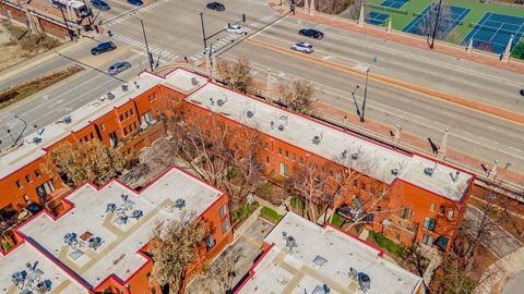 Tiny photo for 1200 S Federal Street #C, Chicago, IL 60605 (MLS # 12618600)
