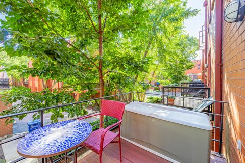 Tiny photo for 1200 S Federal Street #C, Chicago, IL 60605 (MLS # 12618600)