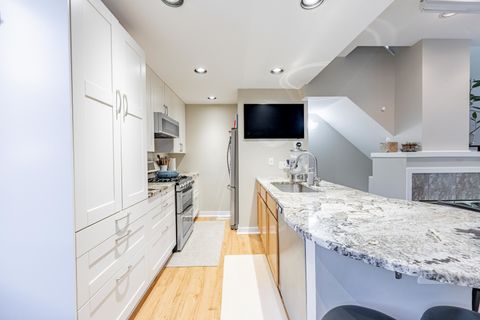 Tiny photo for 1200 S Federal Street #C, Chicago, IL 60605 (MLS # 12618600)