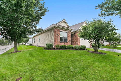 Tiny photo for 957 Laguna Lane, Pingree Grove, IL 60140 (MLS # 12733668)