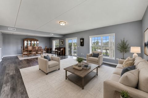 Tiny photo for 601 W Rand Road #201, Arlington Heights, IL 60004 (MLS # 12676328)