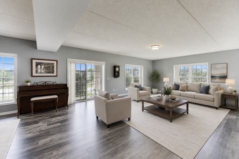 Tiny photo for 601 W Rand Road #201, Arlington Heights, IL 60004 (MLS # 12676328)
