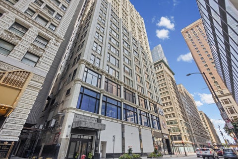 Photo of 8 W Monroe Street #1103, Chicago, IL 60603 (MLS # 12753698)