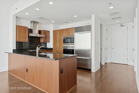 Tiny photo for 401 N Wabash Avenue #75E, Chicago, IL 60611 (MLS # 12425164)