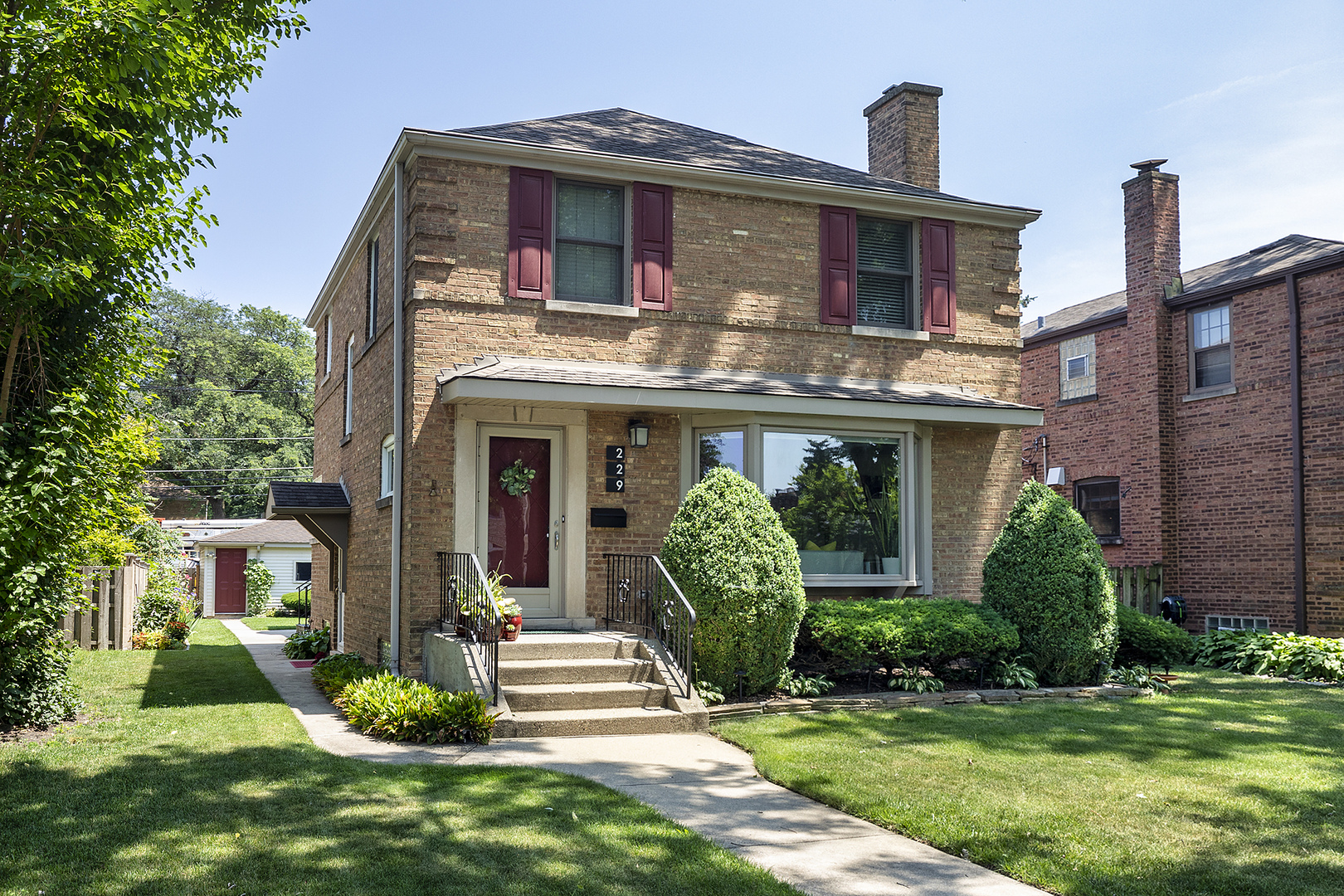 229 N Western Avenue