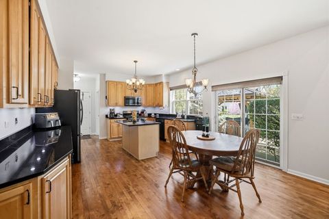 Tiny photo for 761 Majestic Drive, Algonquin, IL 60102 (MLS # 12625643)