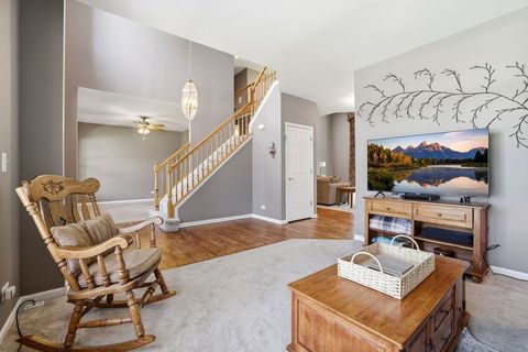 Tiny photo for 761 Majestic Drive, Algonquin, IL 60102 (MLS # 12625643)