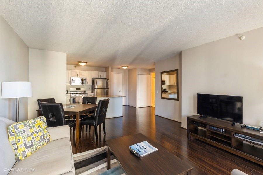 545 N DEARBORN Street 2603