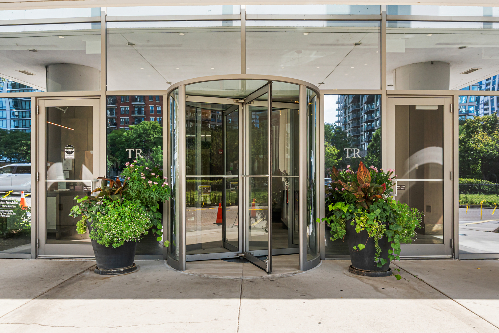 1235 S Prairie Avenue 3101