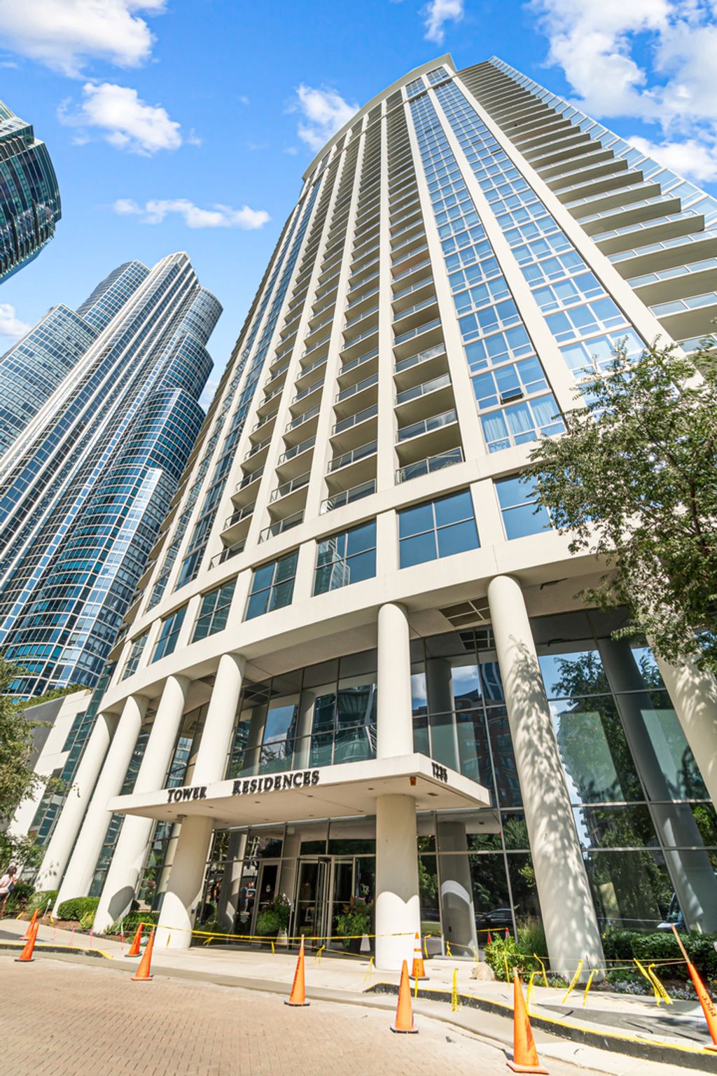 Photo for 1235 S Prairie Avenue #3101, Chicago, IL 60605 (MLS # 12468706)