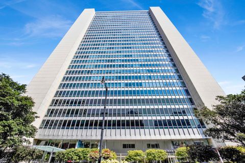 500 W Superior Street 1004 Chicago IL 60654