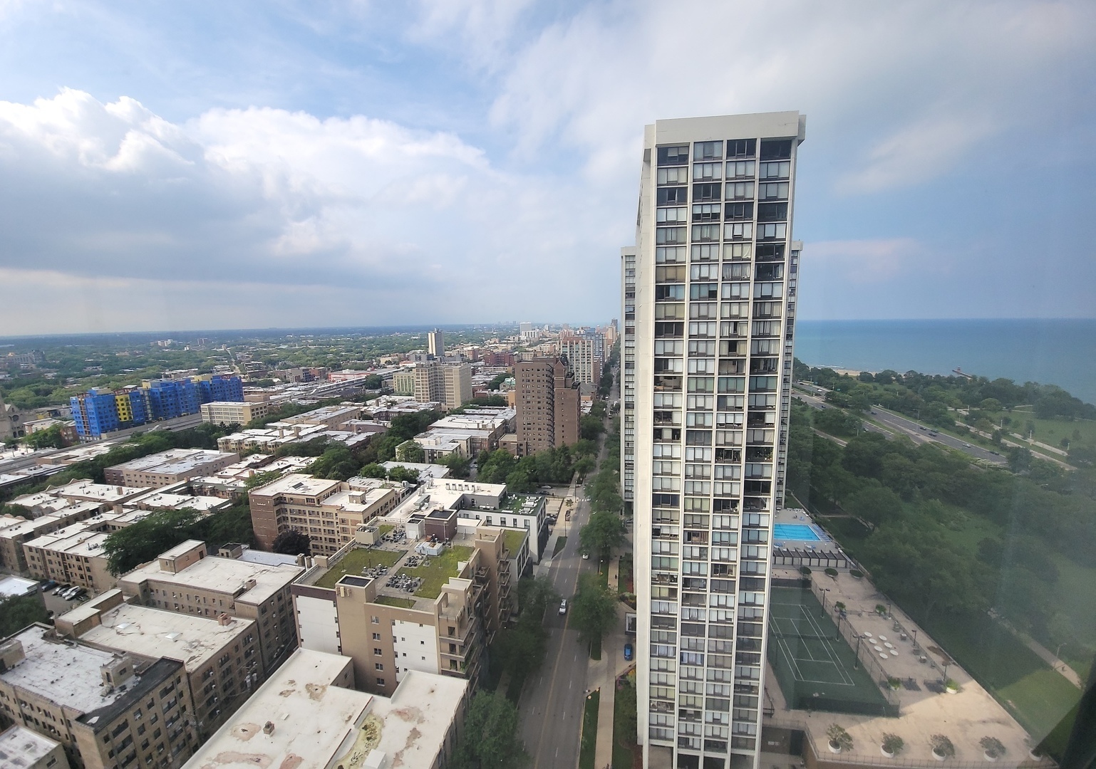 5415 N SHERIDAN Road 3011