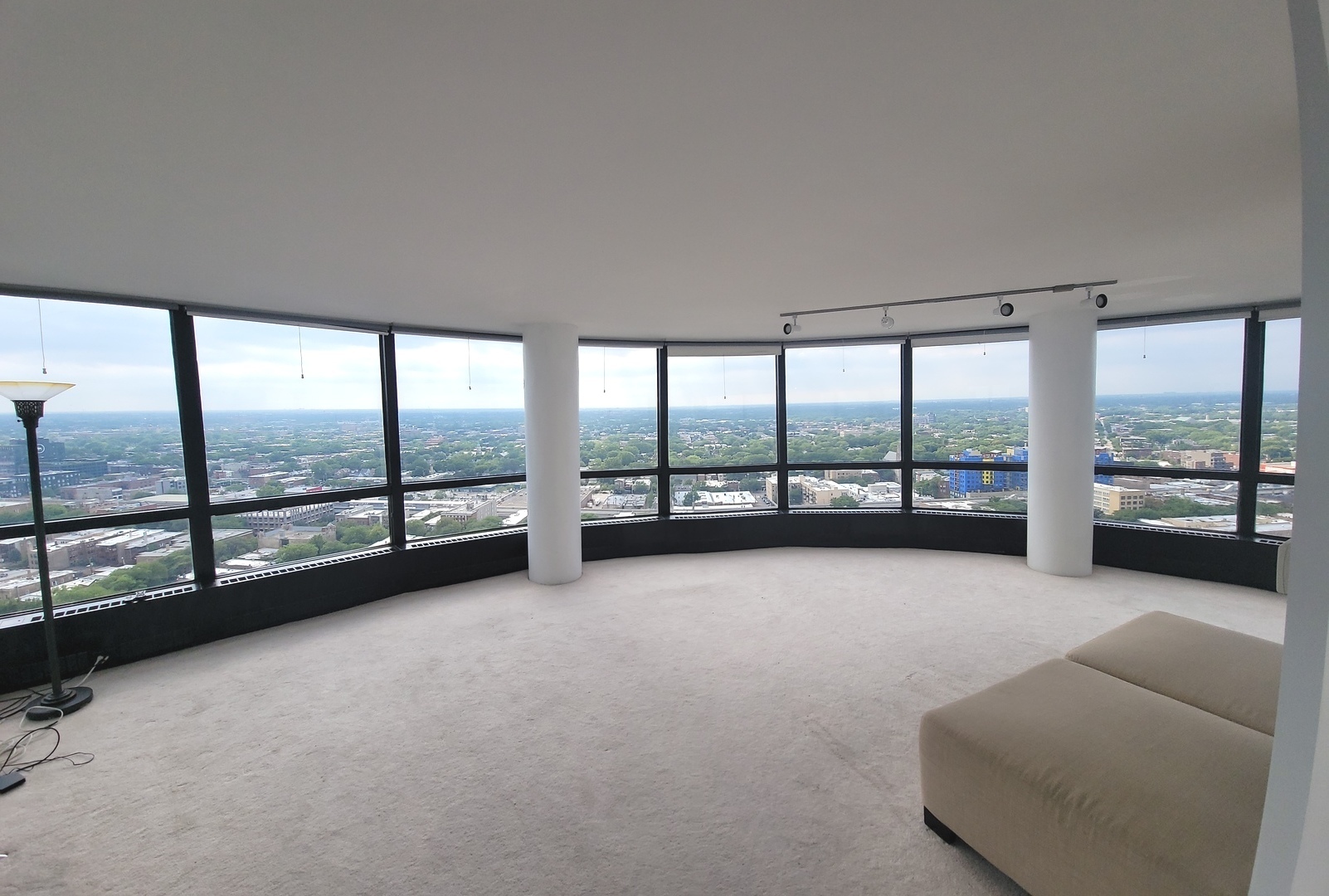 5415 N SHERIDAN Road 3011