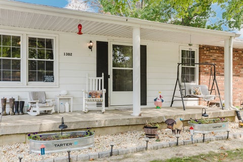 Tiny photo for 1302 Susan Lane, Carterville, IL 62918 (MLS # 12718665)