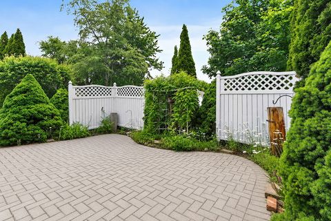 Tiny photo for 11507 Stonewater Crossing, Huntley, IL 60142 (MLS # 12663547)