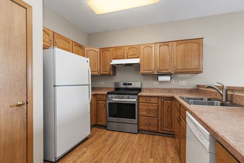 Tiny photo for 11507 Stonewater Crossing, Huntley, IL 60142 (MLS # 12663547)