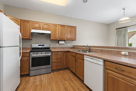 Tiny photo for 11507 Stonewater Crossing, Huntley, IL 60142 (MLS # 12663547)