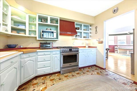 Tiny photo for 3728 Cuyler Avenue, Berwyn, IL 60402 (MLS # 12681198)