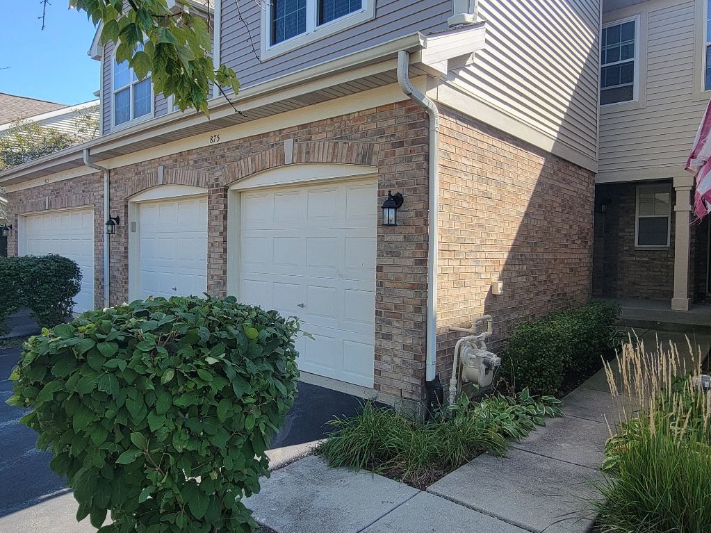 875 Mckenzie Station Drive
